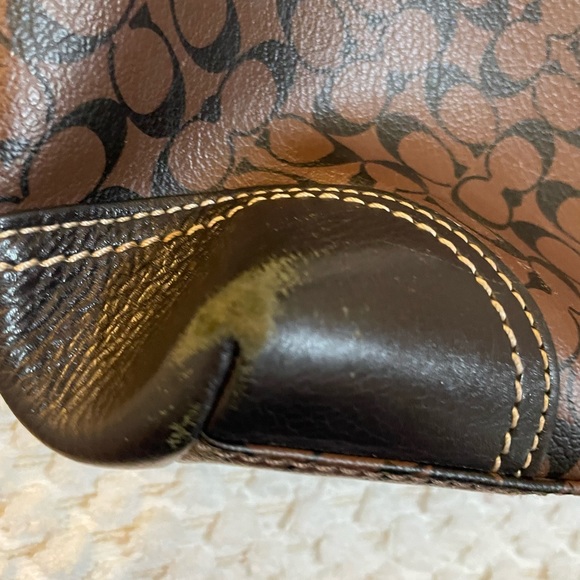 Coach Logo Print Brown Tote Hanndbag - Picture 10 of 16